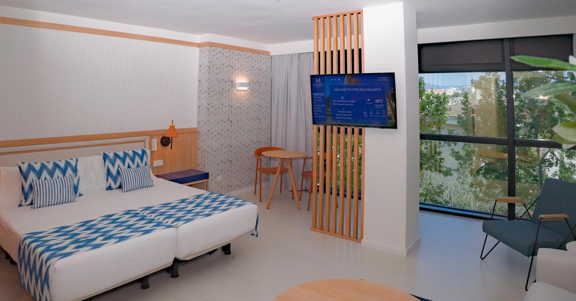 Junior Suite Hot Tub